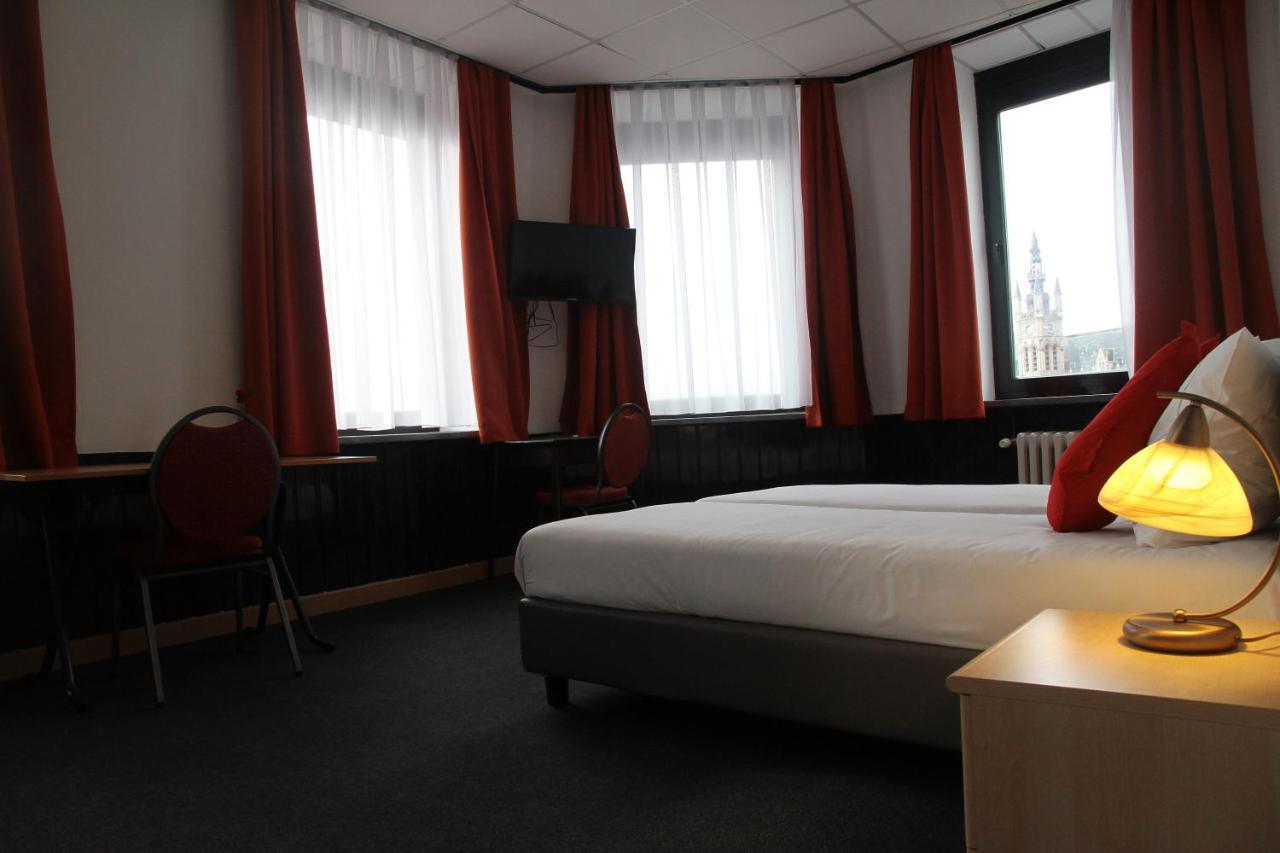 Hotel De Spiegel Sint-Niklaas Eksteriør billede