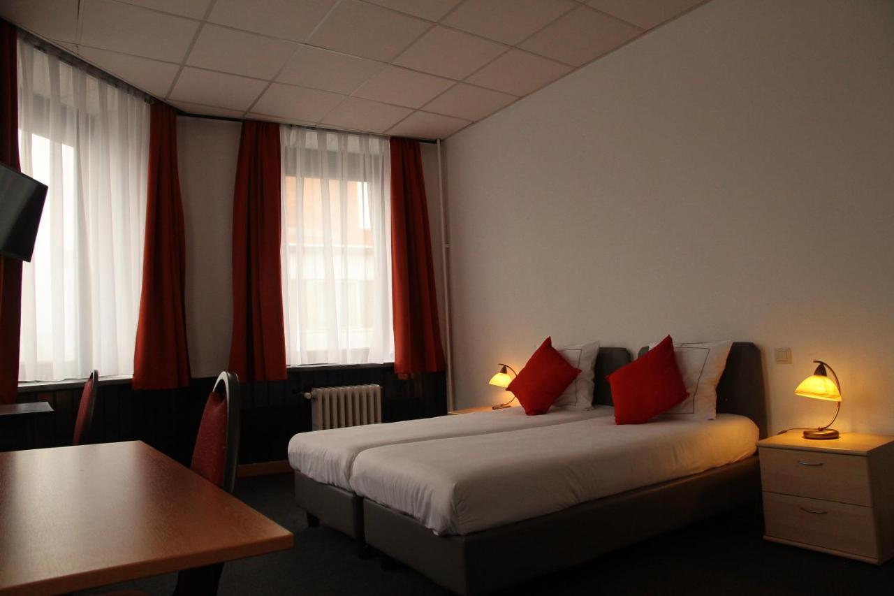 Hotel De Spiegel Sint-Niklaas Eksteriør billede